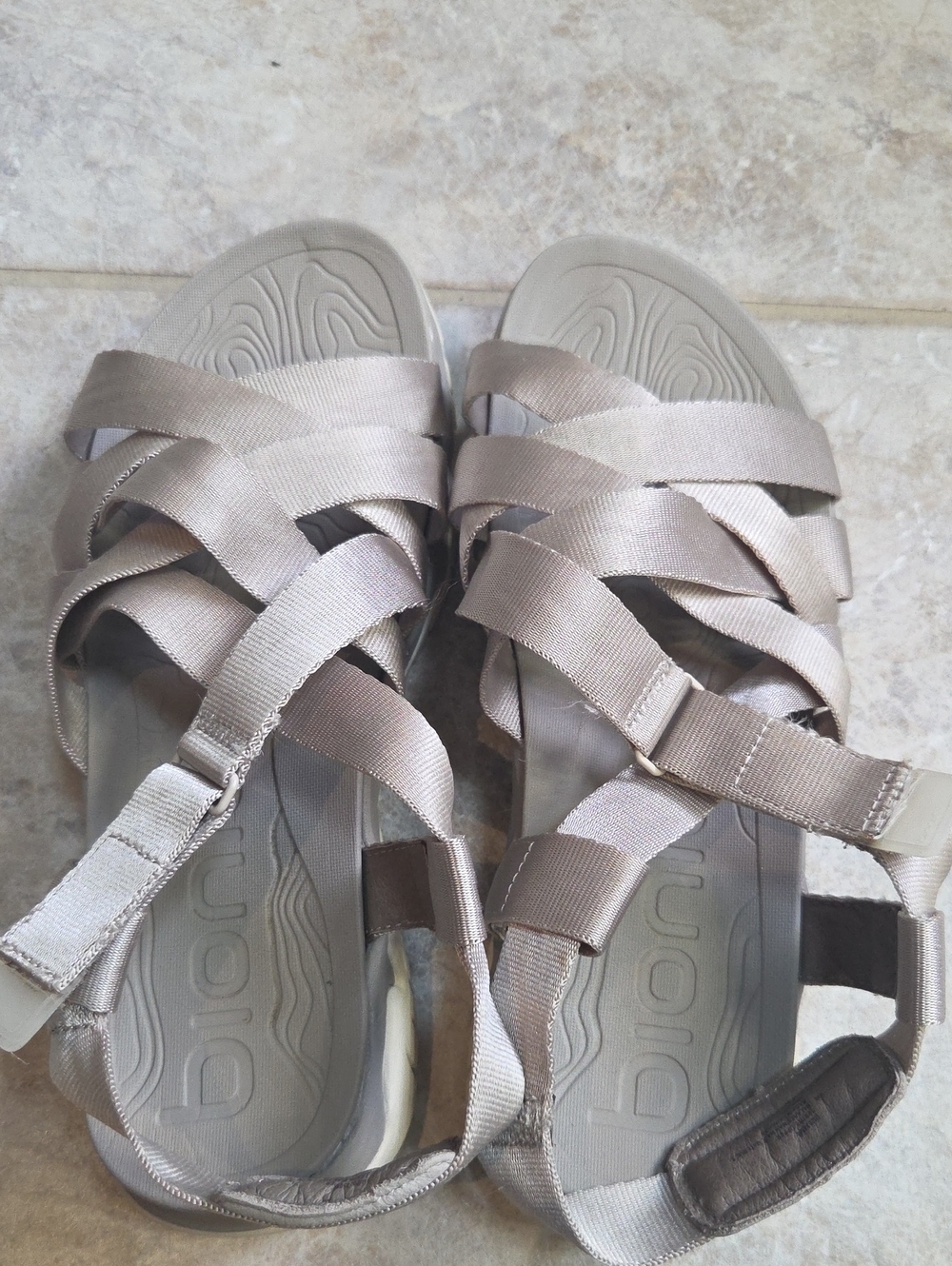 Women's Sporty Strap Sandals in Light Taupe